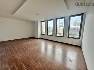 Office For Rent in Downtown مكتب للإيجار في وسط المدينة