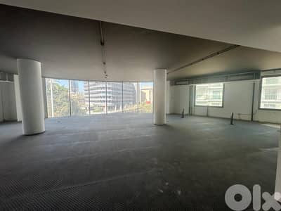 Office For Rent in Downtown مكتب للإيجار في وسط المدينة