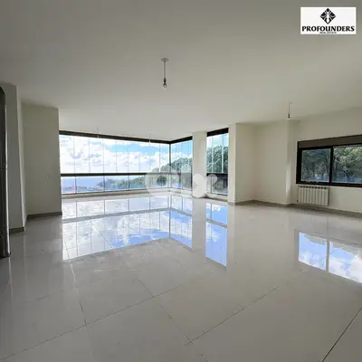 Apartment for Sale in Mar Chaaya شقة للبيع في مار شعيا