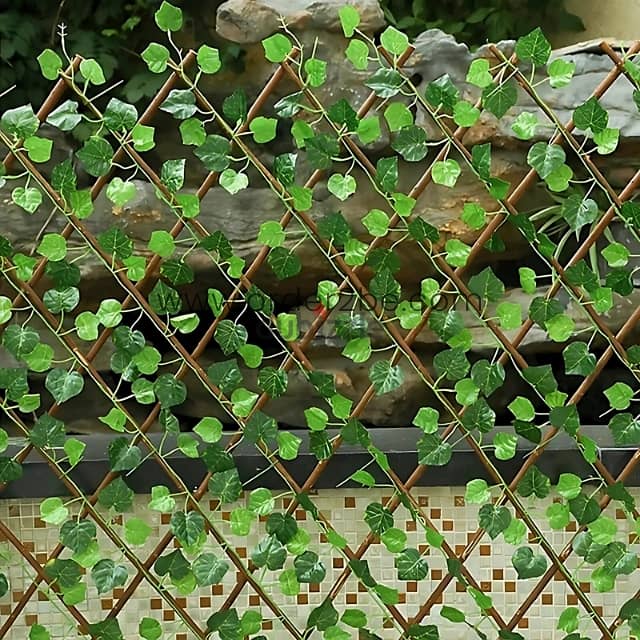 Expandable Leaf Garden Fence – 3m Wide, Realistic Greenery 2