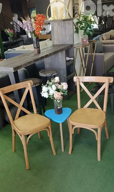 كرسي خشب زين . wood chair