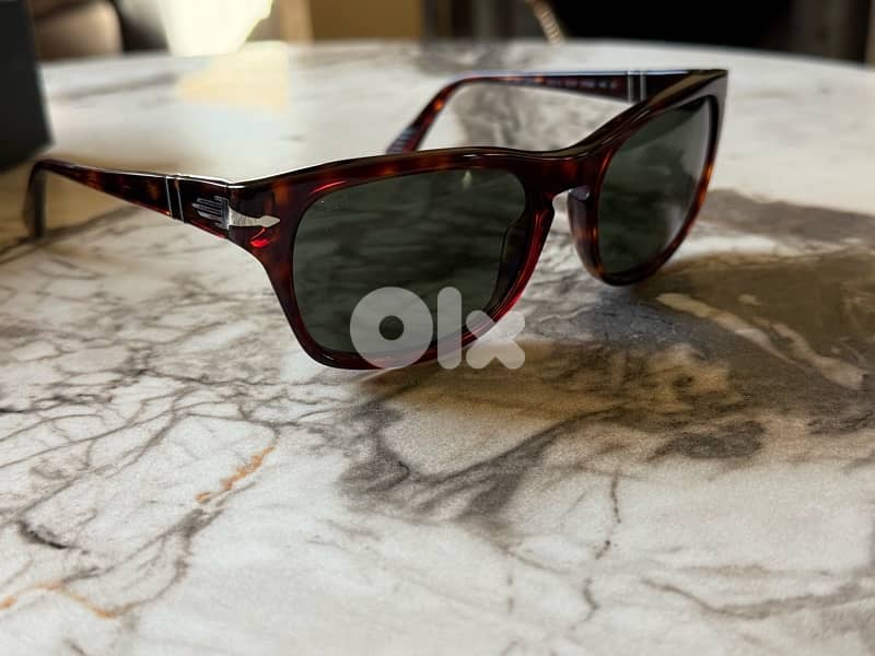 Persol sunglasses 0