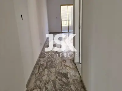 L17185 - Office For Sale in A Prime Location In Ghazir