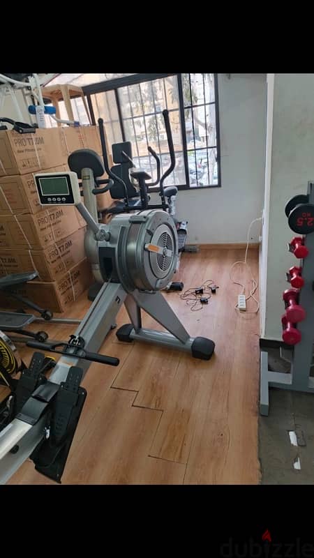 rowing machine like new 3