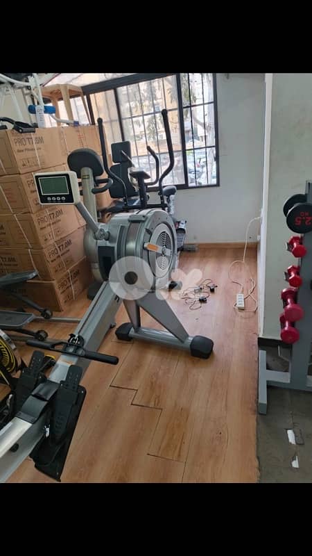rowing machine like new 3