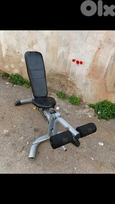 bench adjustable with leg extension  leg curl