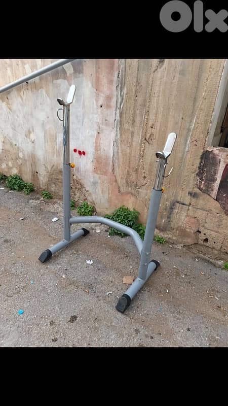 bench and squat rack like new 0