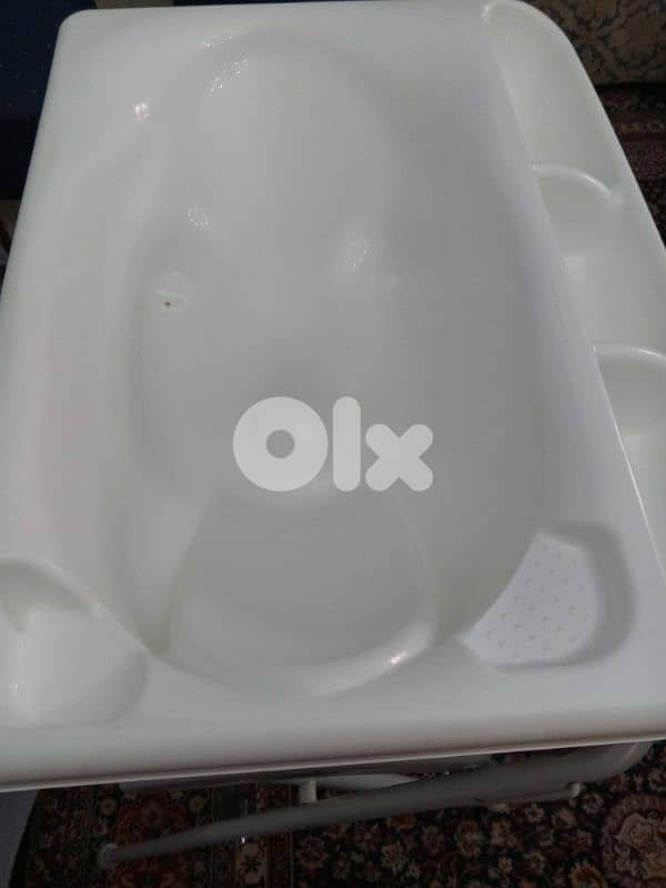 Cam Baby Bath 1