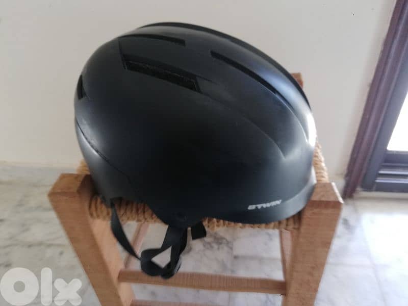 B-Twin bicycle Helmet size L 7