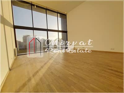 Stylish BuildinglLoft StylelShared Pool