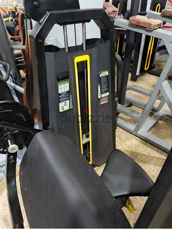 biceps machine like new ajnabe 3
