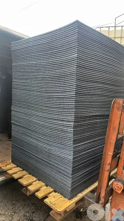 Gym rubber floor
