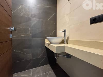 Apartment for Rent in Rawche-شقة للايجار في الروشة MQBBH060 Apartment for Rent in Rawche-شقة للايجار في الروشة MQBBH060