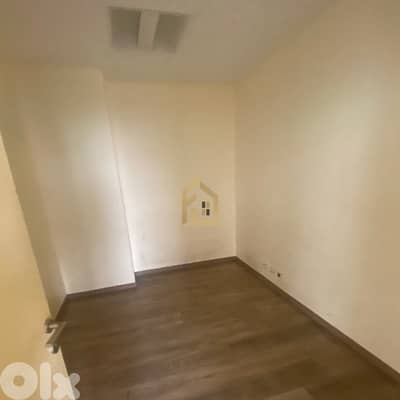 Office for rent in Downtown HN52 مكتب للإيجار في وسط المدينة