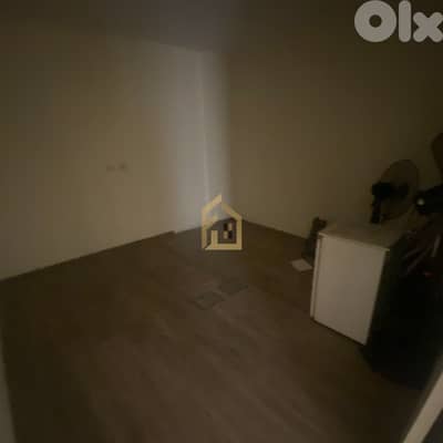 Office for rent in Downtown HN54 مكتب للإيجار  في وسط المدينة