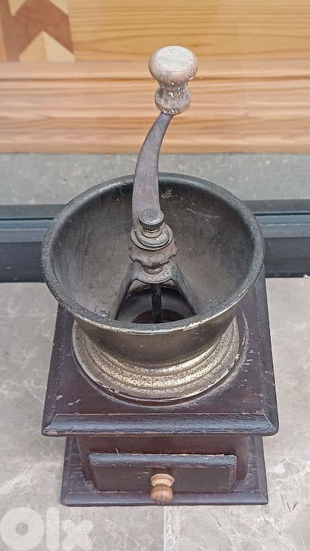 antique 3