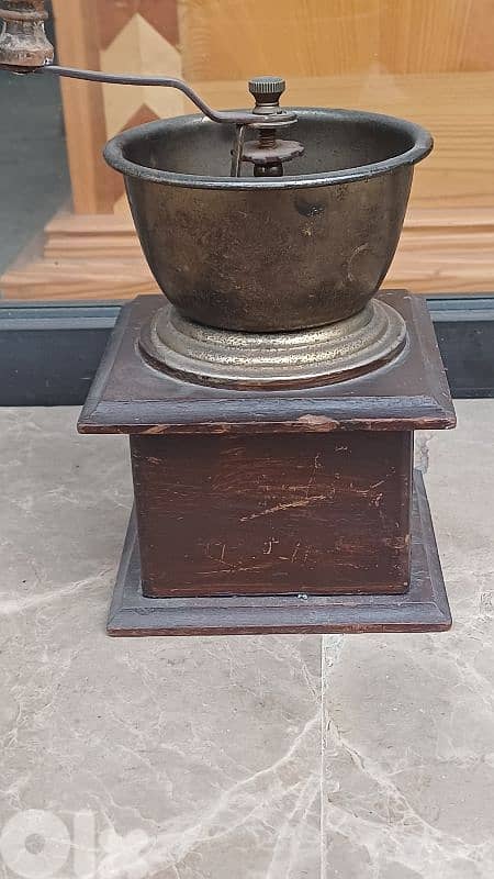 antique 6