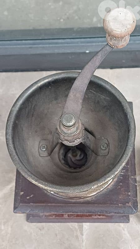 antique 9