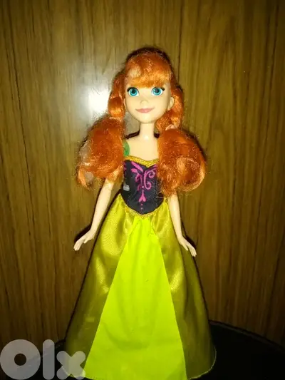 Princess ANNA -FROZEN as new Disney doll from Hasbro=22$