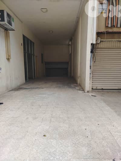 431 SQM Warehouse in Dora, Metn