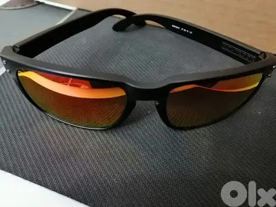 Oakley Holbrook