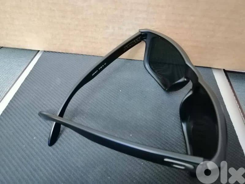 Oakley Holbrook 1