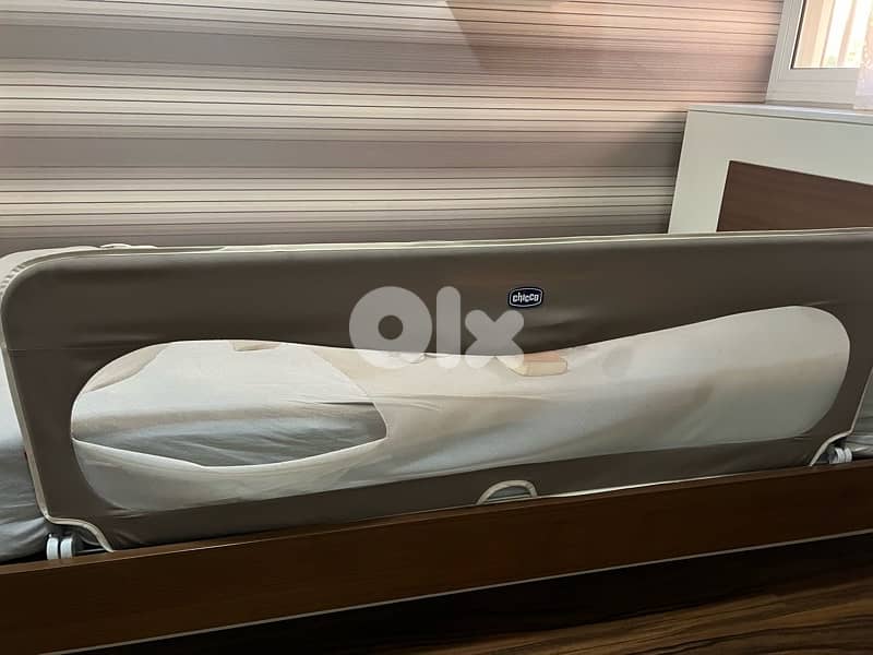 safety bed barrier chicco portable 1,35 m 1