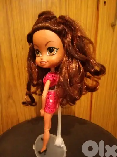 THE BEATRIX POPSTAR -CHANTAL RARE Great doll+Shoes 30Cm Flex body=26$.