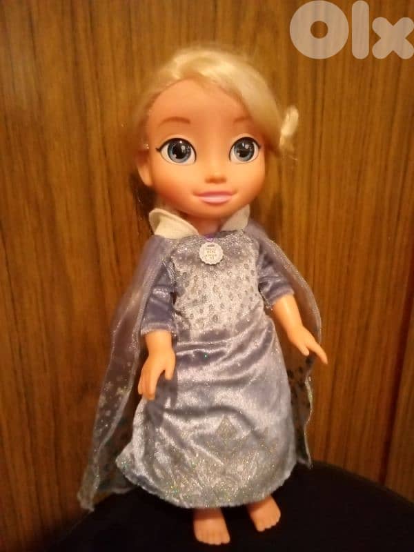 ELSA SINGING +TRADITIONS 35 Cm -FROZEN 2 as new mechanism doll=31$ 0