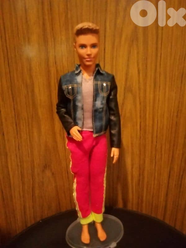 KEN FASHIONISTA -Mattel 2012 Barbie friend wearing as new doll=18$ 0