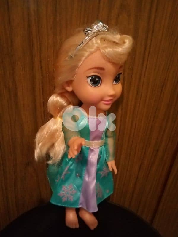 QUEEN ELSA ANIMATOR FROZEN, 35 Cm Large Disney great as new doll=23$ 0
