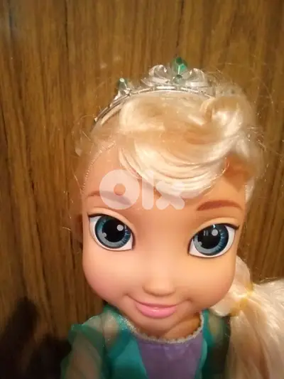 QUEEN ELSA ANIMATOR FROZEN, 35 Cm Large Disney great as new doll=23$
