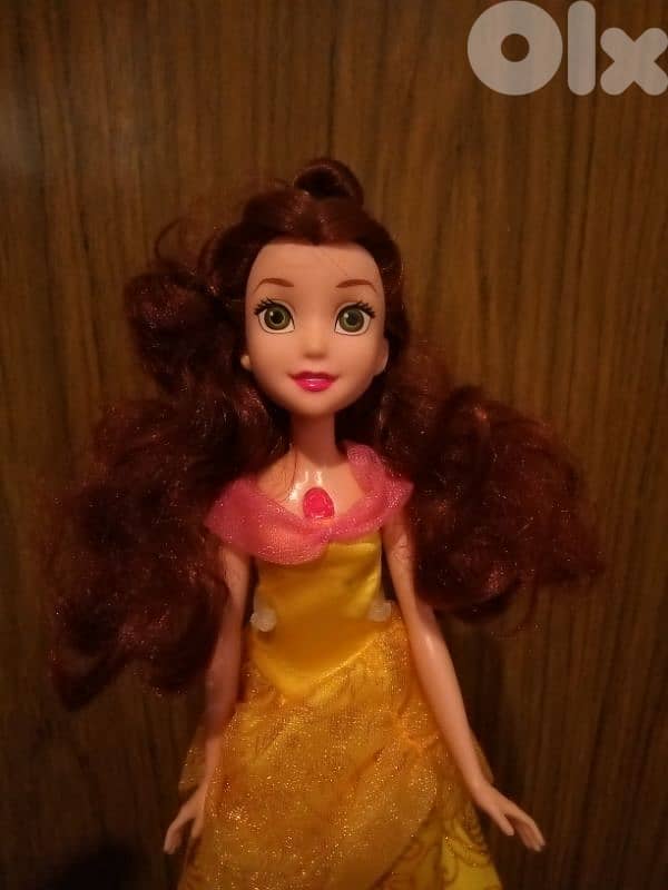 SHIMMERING SONG BELLE BEAUTY &The Beast Hasbro Musical doll=23$ 2