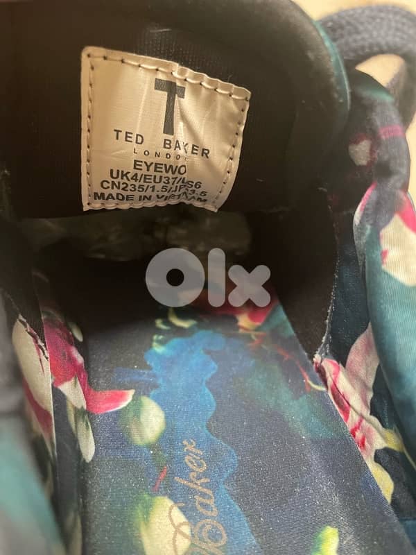 Ted Baker 6