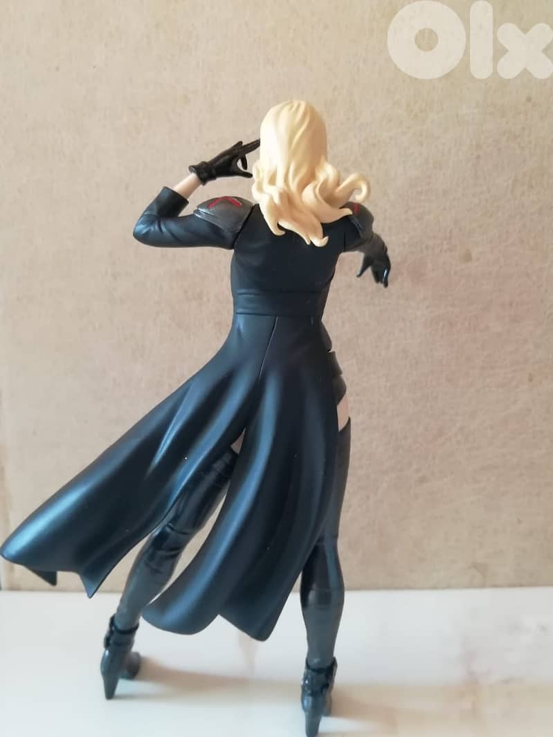 Marvel comix Emma Frost scale 1/10 magnetic feet (19 cm) 2