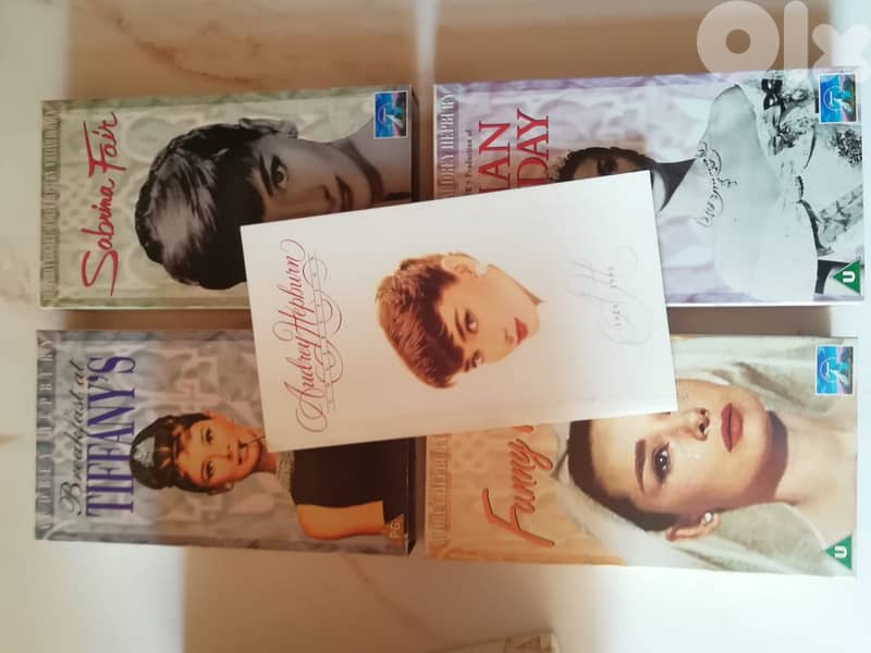 Audrey Hepburn 4 VHS + catalogue box set 1