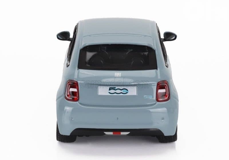 Fiat 500e 2021 diecast car model 1:24 6