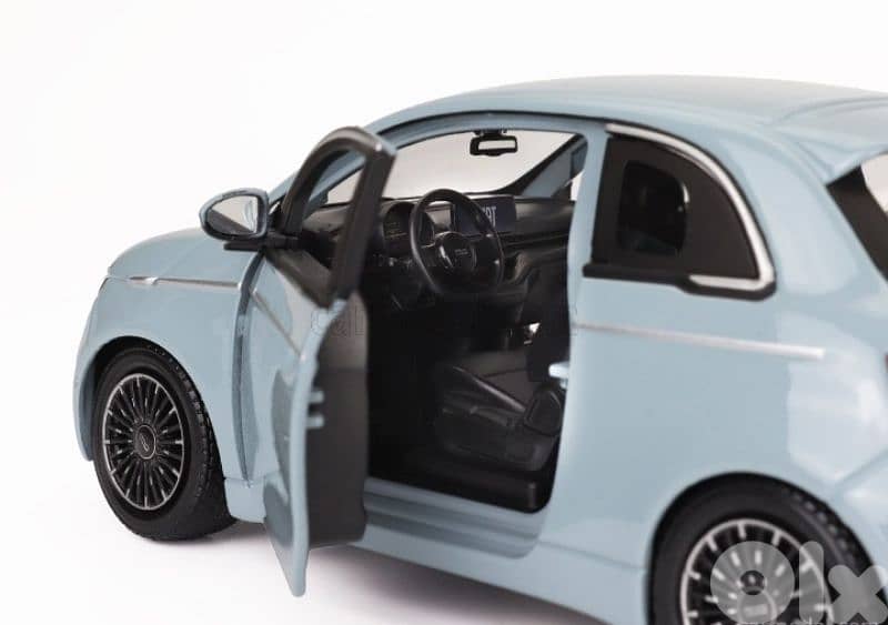 Fiat 500e 2021 diecast car model 1:24 8