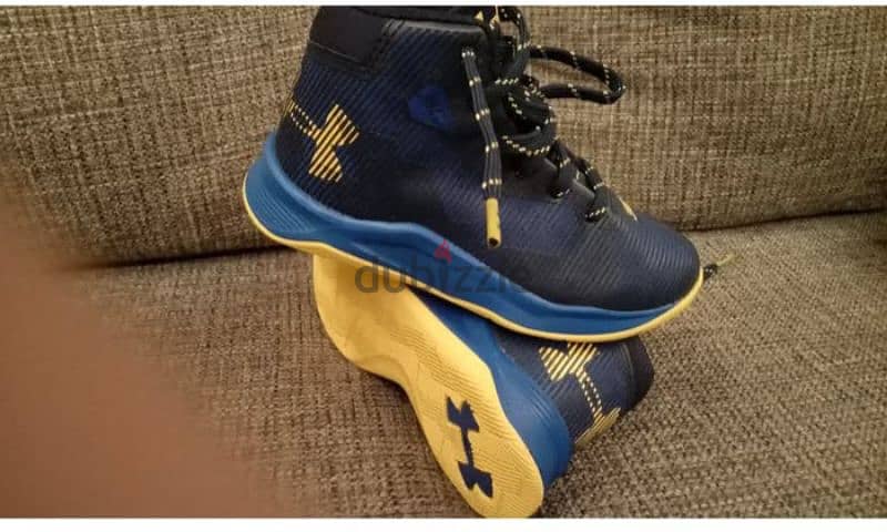 under armour , new, size 29.5 0