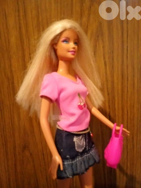 Barbie Mattel wearing As new doll bend legs+Shoes+Bag=25$ 3