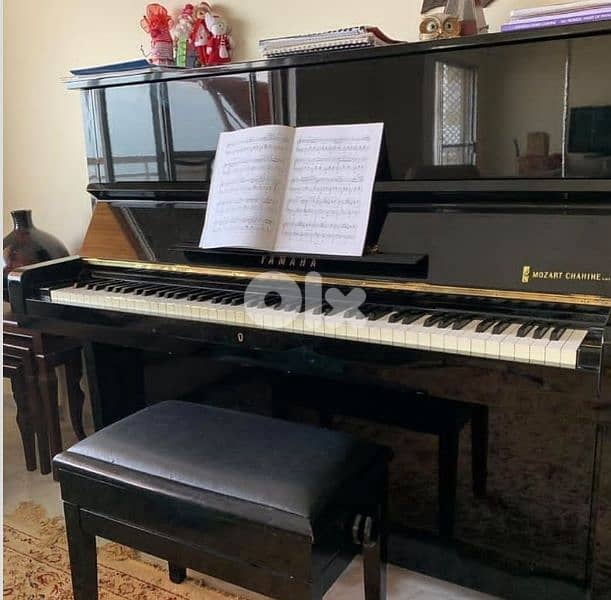 piano Yamaha U1 used like new 3pedal tuning warranty 1