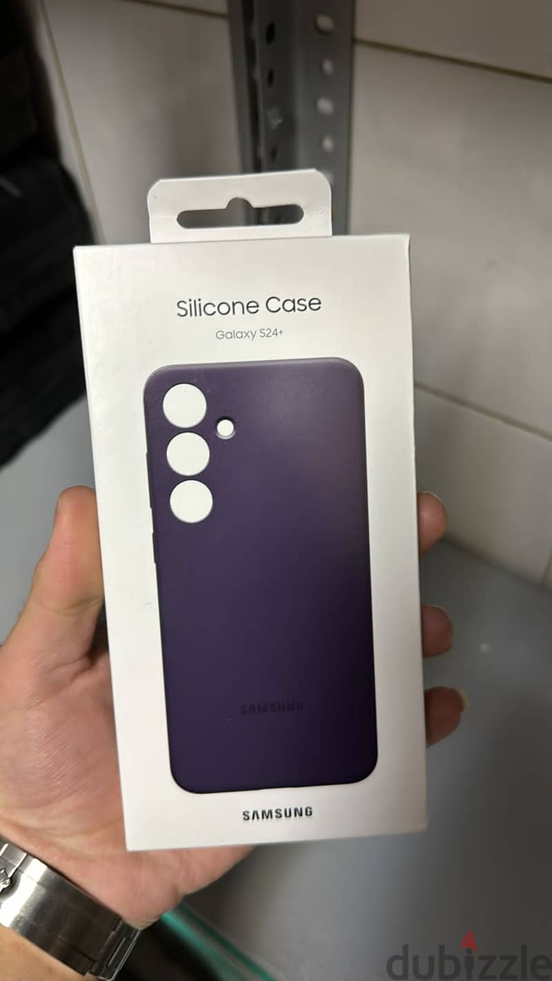 Silicone Case Galaxy S24 Plus dark violet 15$ 0