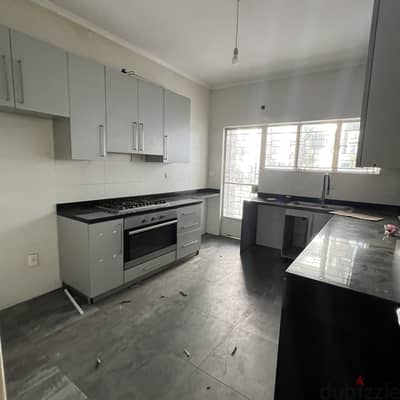 Apartment for rent in Achrafieh شقة للإيجار في الأشرفية Apartment for rent in Achrafieh شقة للإيجار في الأشرفية