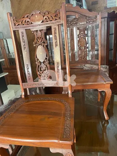 اوضة سفرة حفر خشب جوز شغل برا