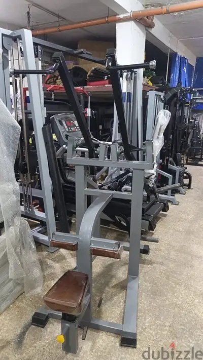 lat Pull Down hummer like new