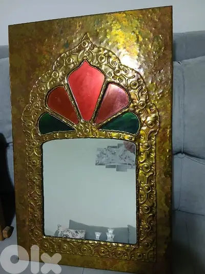 مراية نحاس قديمة