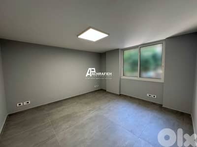Office for Rent In Badaro - مكتب للإجار في بدارو