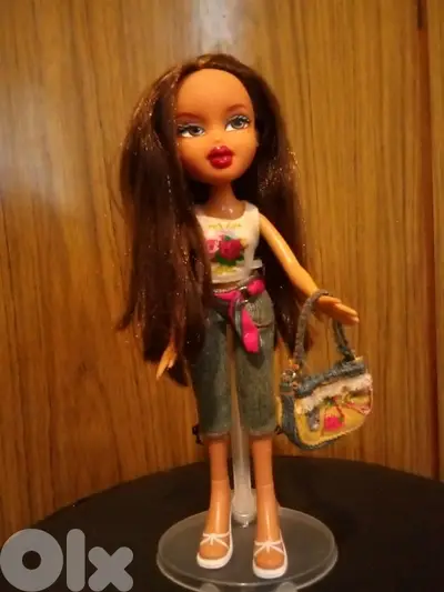 FUNK OUT BRATZ YASMIN 1st Edtion MGA Great doll+Own Wear, Shoes,Bag=41