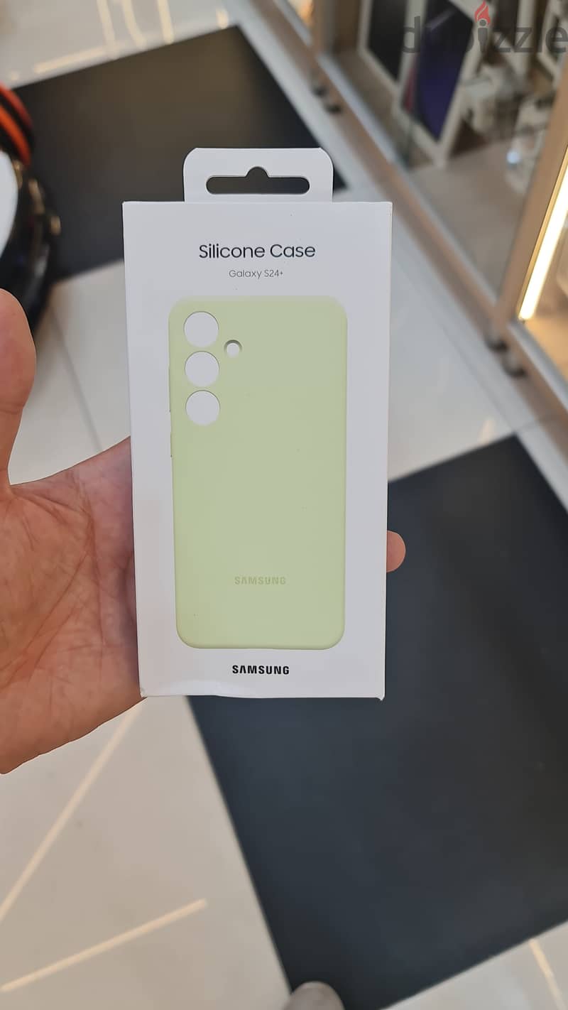 Silicone Case Galaxy S24 Plus lime 10$ 0