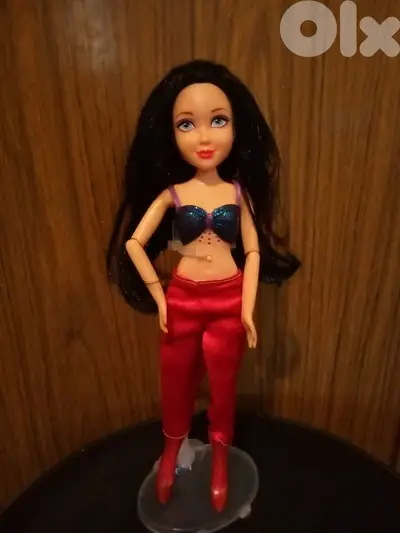 TEEN BEACH -LELA SINGING working mechanism as new Disney Toy doll=23$